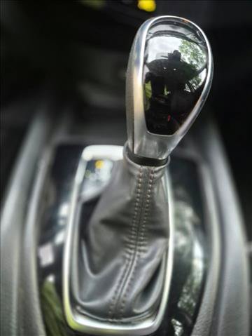 Used 2020 Nissan Rogue S FWD image 15