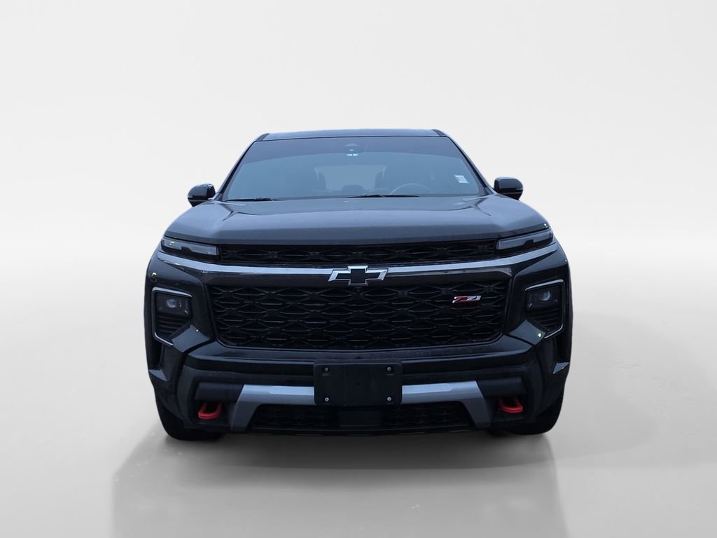 Used 2024 Chevrolet Traverse Z71 image 9