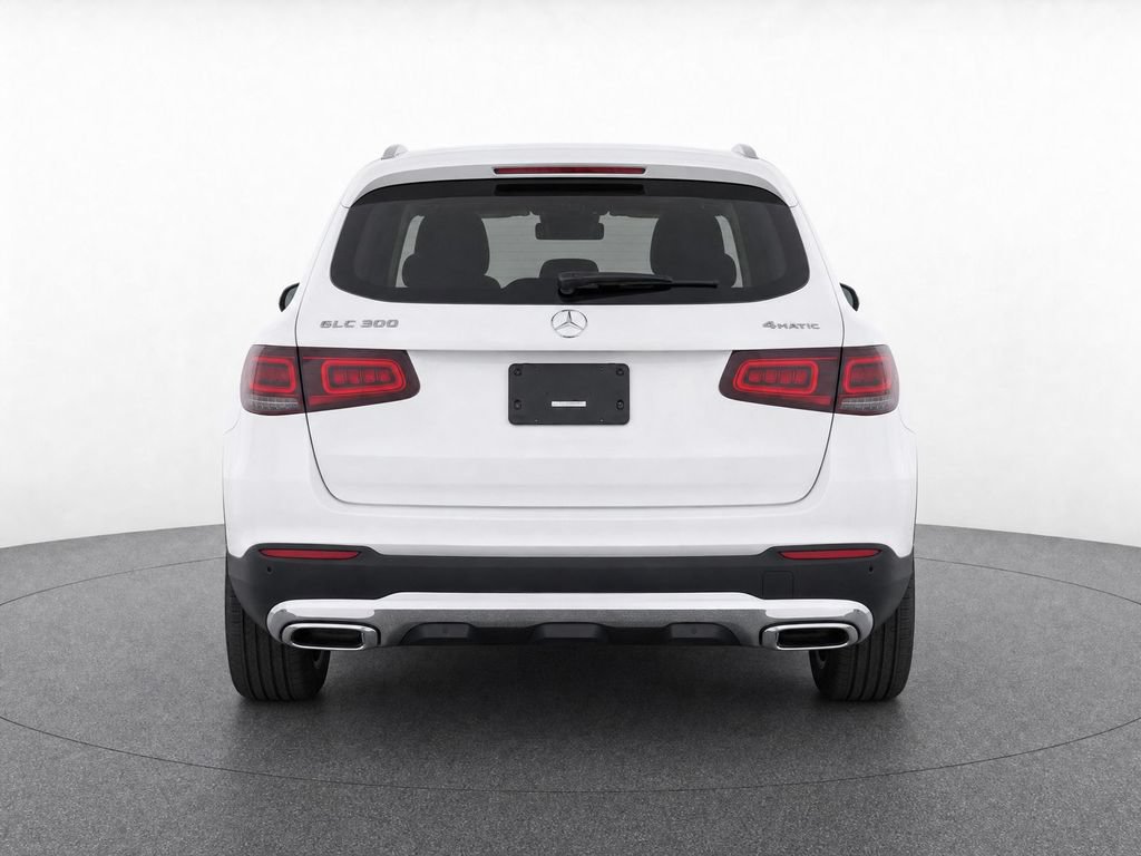 Used 2021 Mercedes-Benz GLC 300 4MATIC image 4