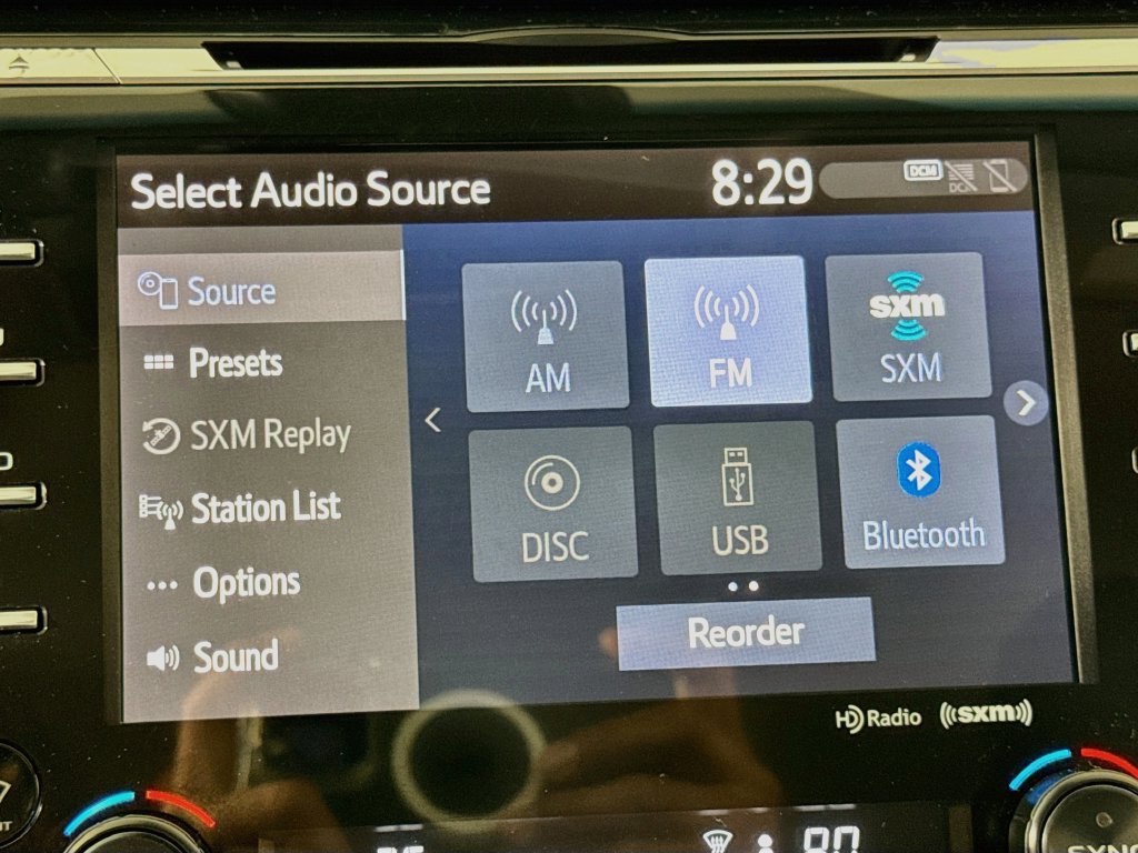 Used 2019 Toyota Camry XLE FWD image 32