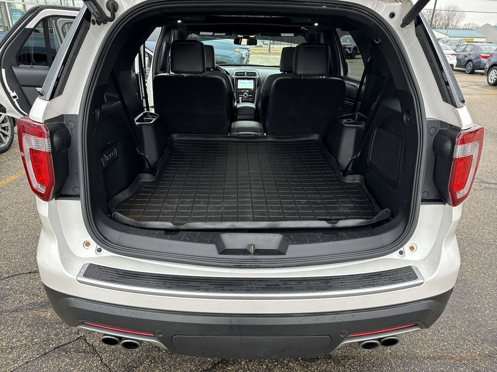 Used 2018 Ford Explorer Platinum image 20