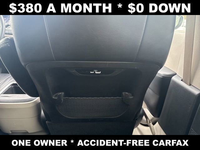Used 2024 Chrysler Pacifica Touring-L FWD image 28
