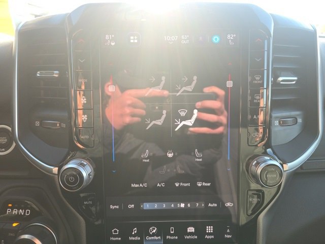 New 2026 RAM 1500 4x4 Crew Cab image 20
