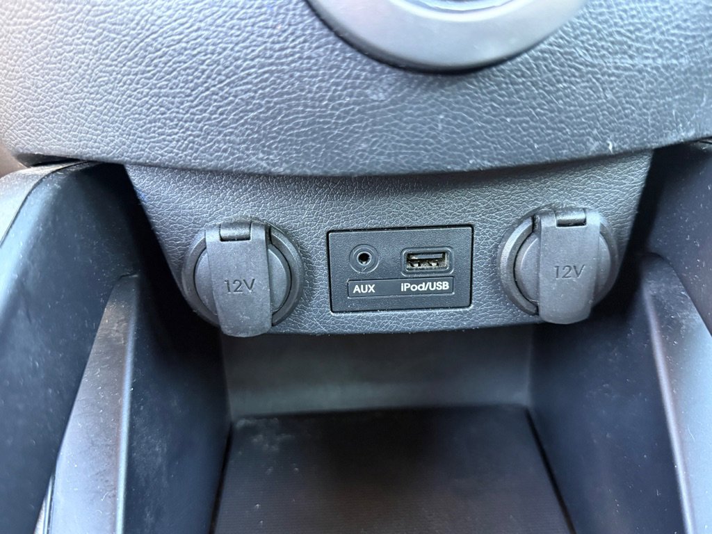 Used 2013 Hyundai Veloster RE:MIX Edition image 12