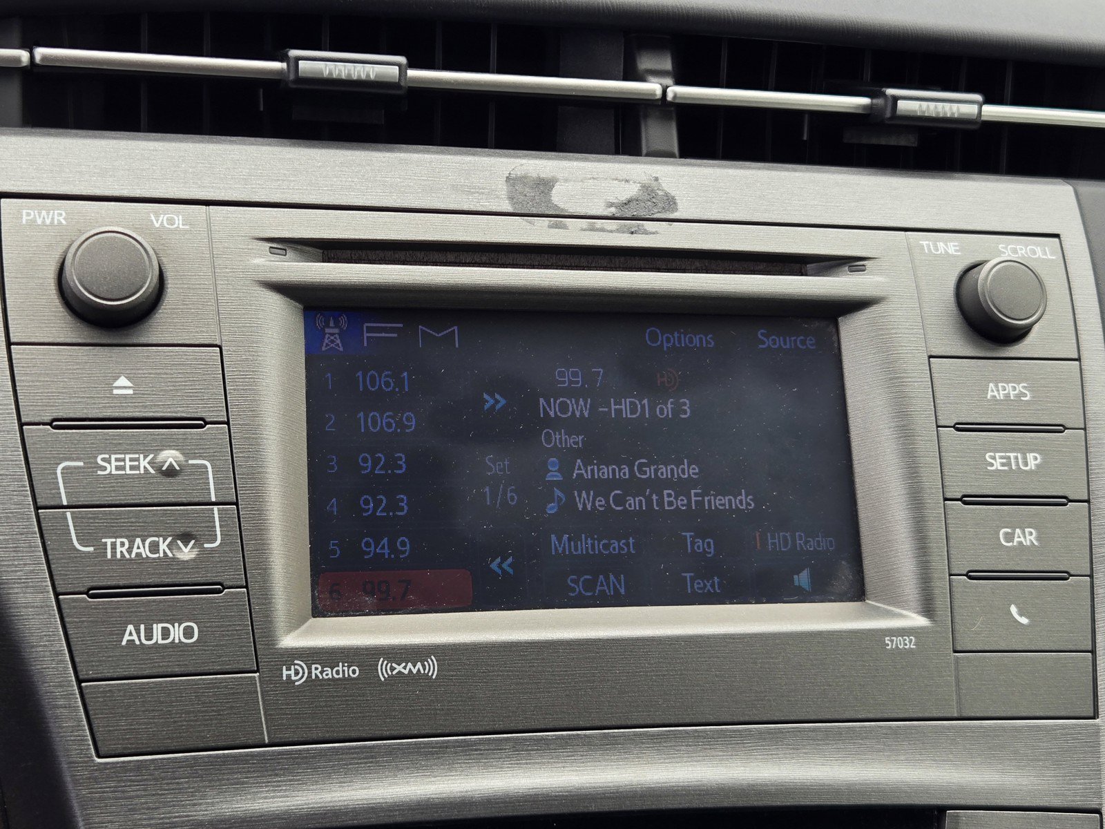 Used 2015 Toyota Prius Three FWD image 18