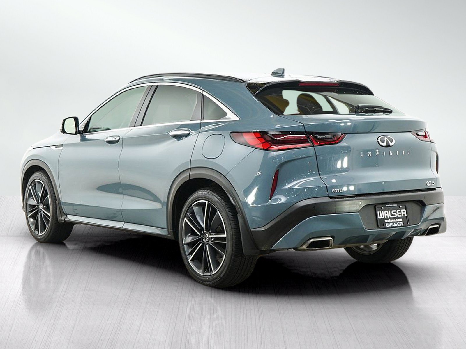 Used 2022 INFINITI QX55 Sensory w/ Lighting Package AWD/4WD image 4