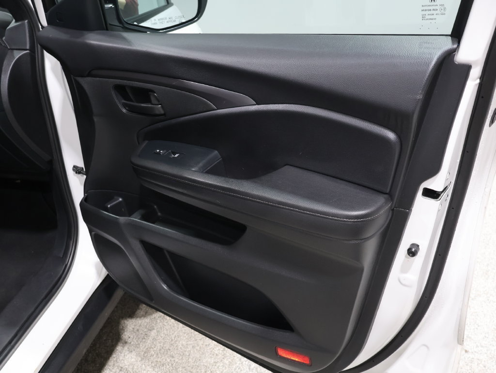 Used 2023 Honda Passport EX-L image 27