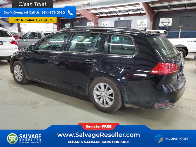 Used 2015 Volkswagen Golf S image 3