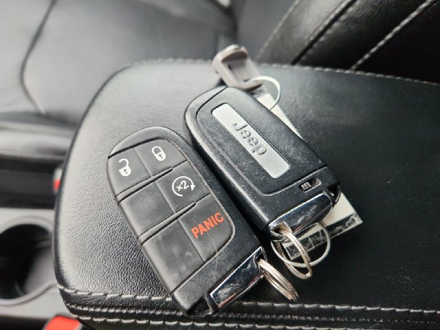 Used 2020 Jeep Compass High Altitude AWD/4WD image 46