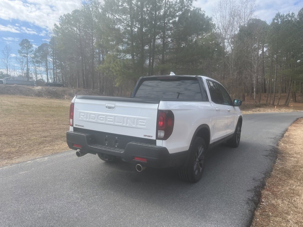 Used 2024 Honda Ridgeline Sport image 5