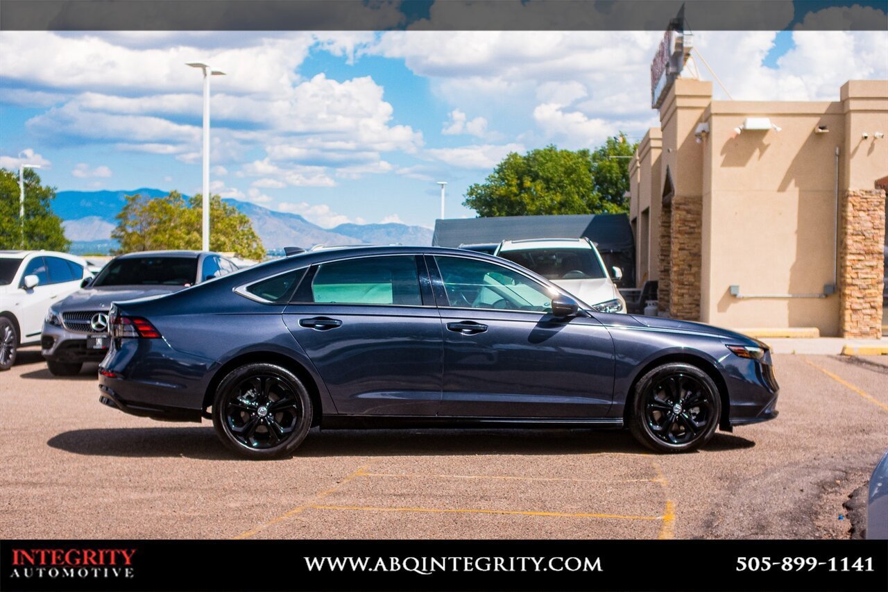 Used 2023 Honda Accord EX-L image 8
