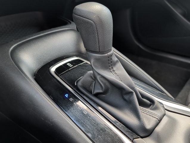 Used 2024 Toyota Corolla LE FWD image 18