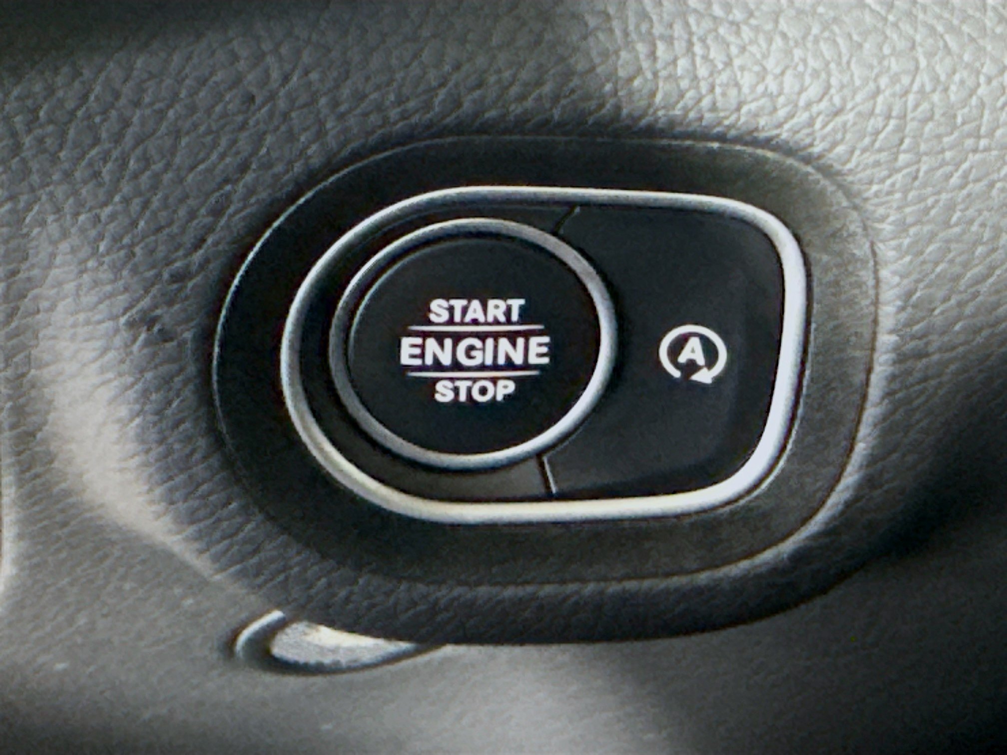 Used 2025 Mercedes-Benz GLS 450 4MATIC image 21