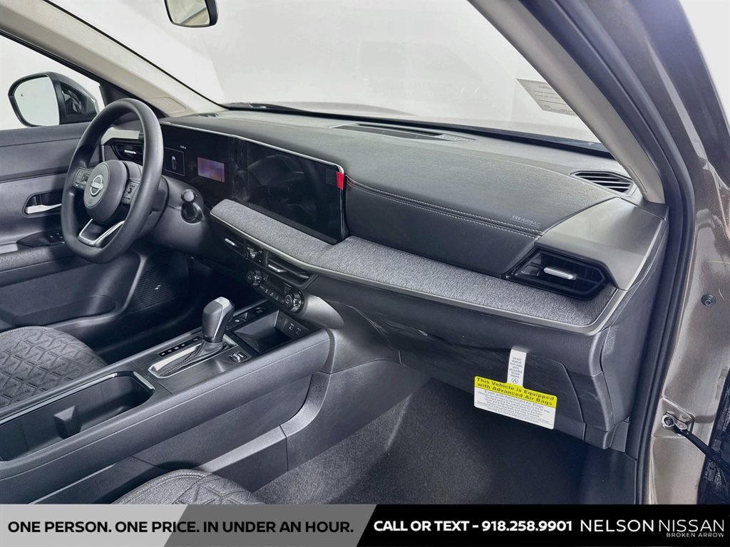 New 2027 Nissan Kicks SV w/ Cold Weather Package FWD image 27