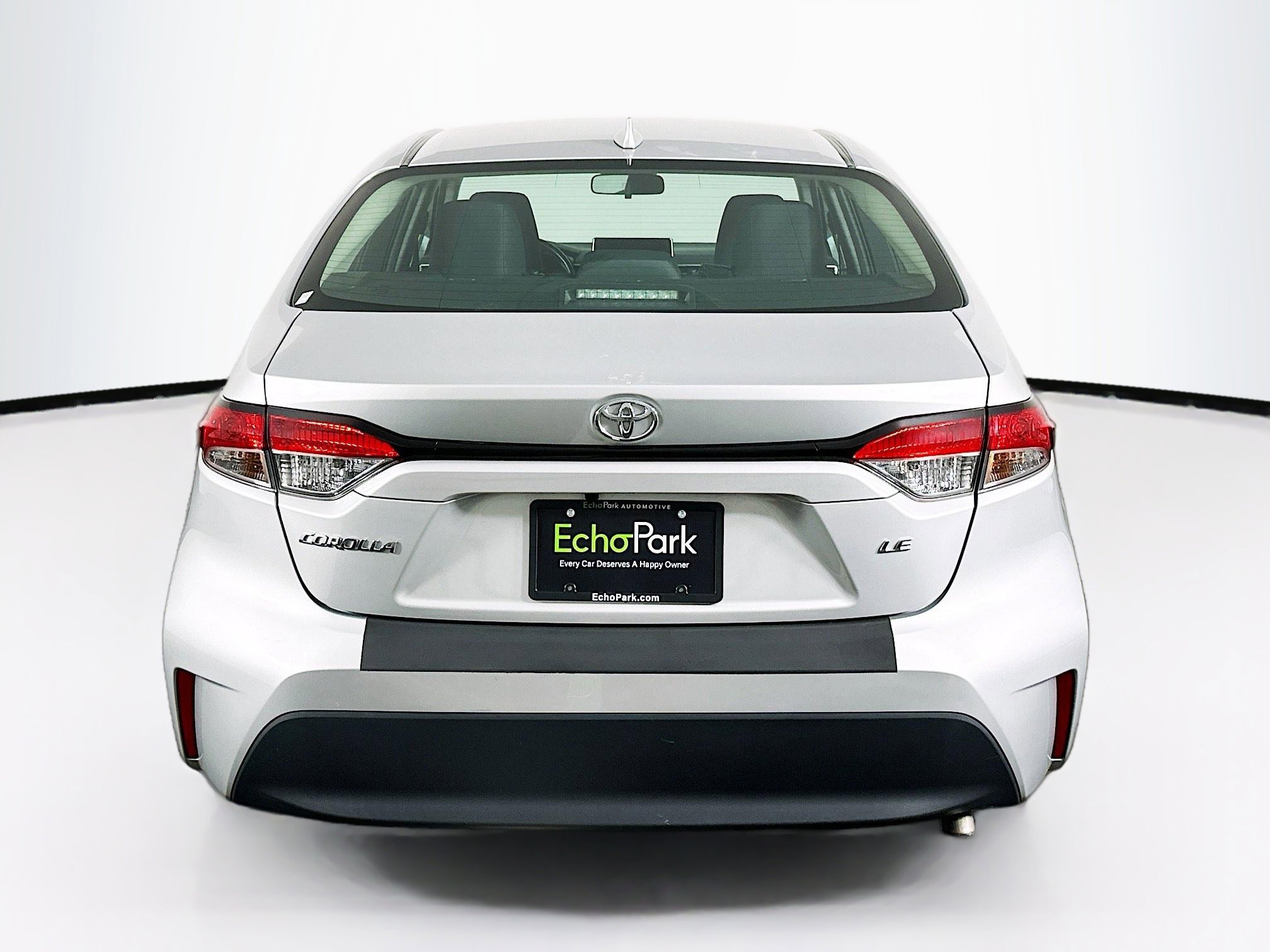 Used 2024 Toyota Corolla LE image 7