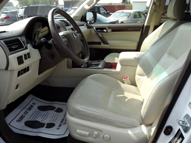 Used 2013 Lexus GX 460 image 12
