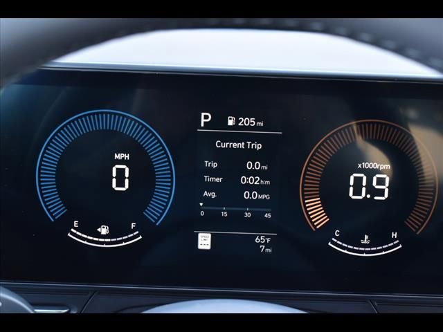 Certified 2025 Hyundai Kona SEL FWD image 20