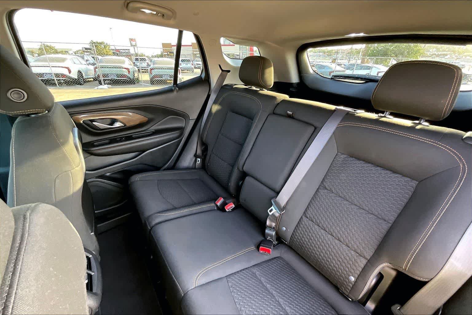 Used 2021 GMC Terrain SLE w/ Elevation Edition FWD image 28