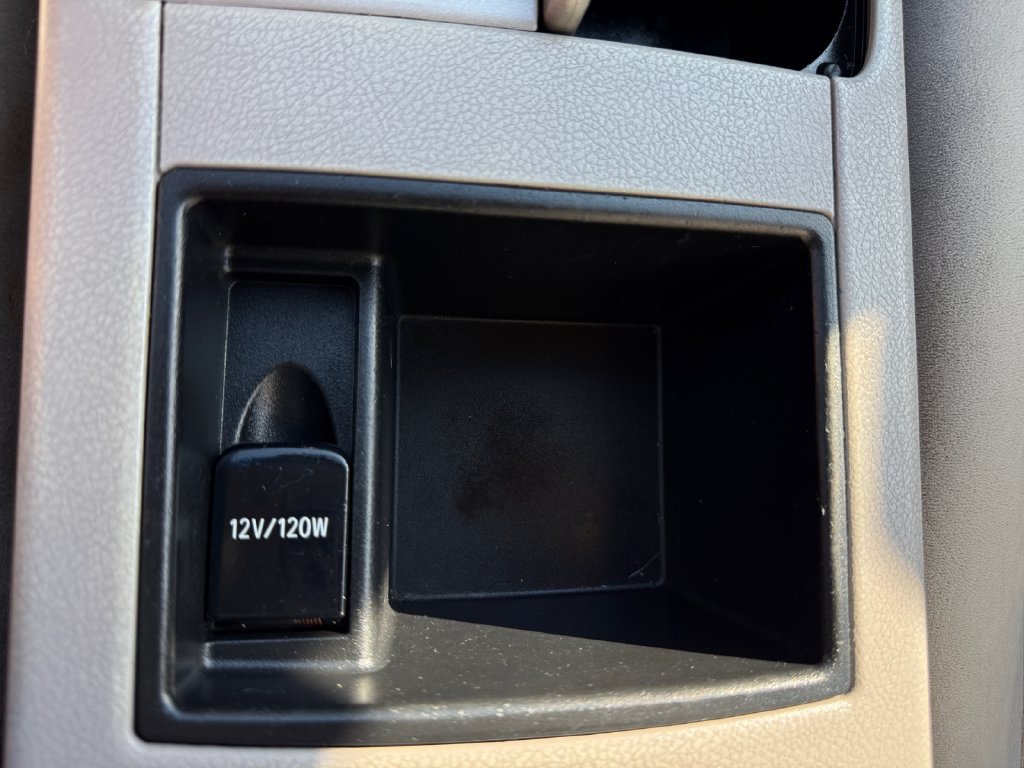 Used 2009 Toyota Camry LE FWD image 36