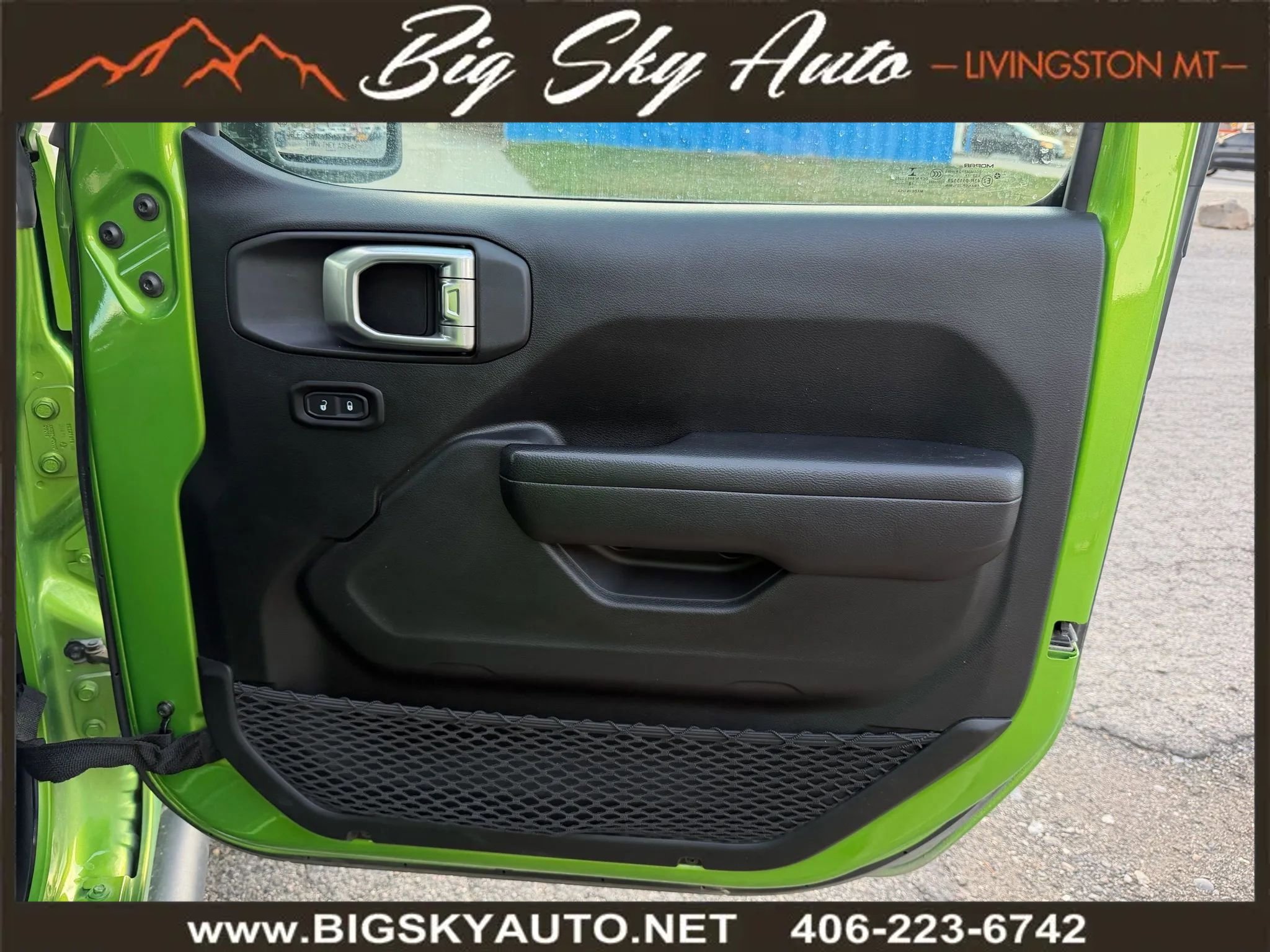 Used 2018 Jeep Wrangler Unlimited Rubicon image 18