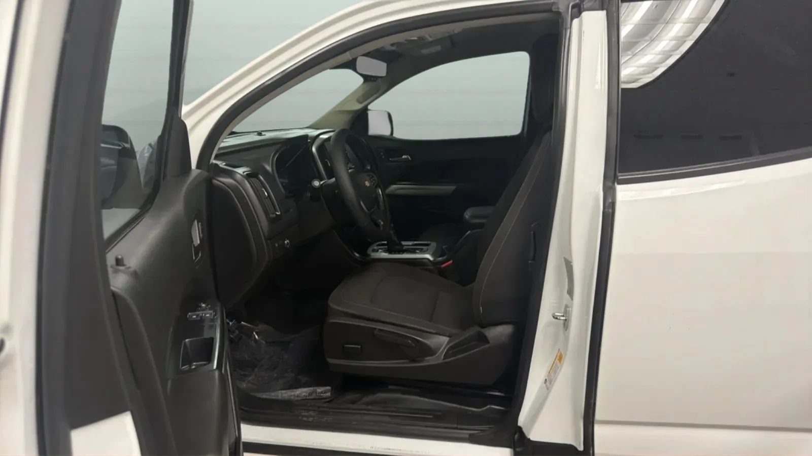 Used 2022 Chevrolet Colorado LT w/ Fleet Safety Package RWD image 20
