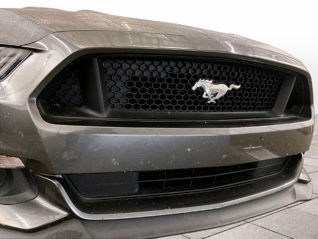 Used 2017 Ford Mustang GT Premium w/ GT Performance Package RWD image 29