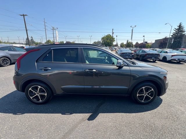 Certified 2026 Kia Niro EX FWD image 6