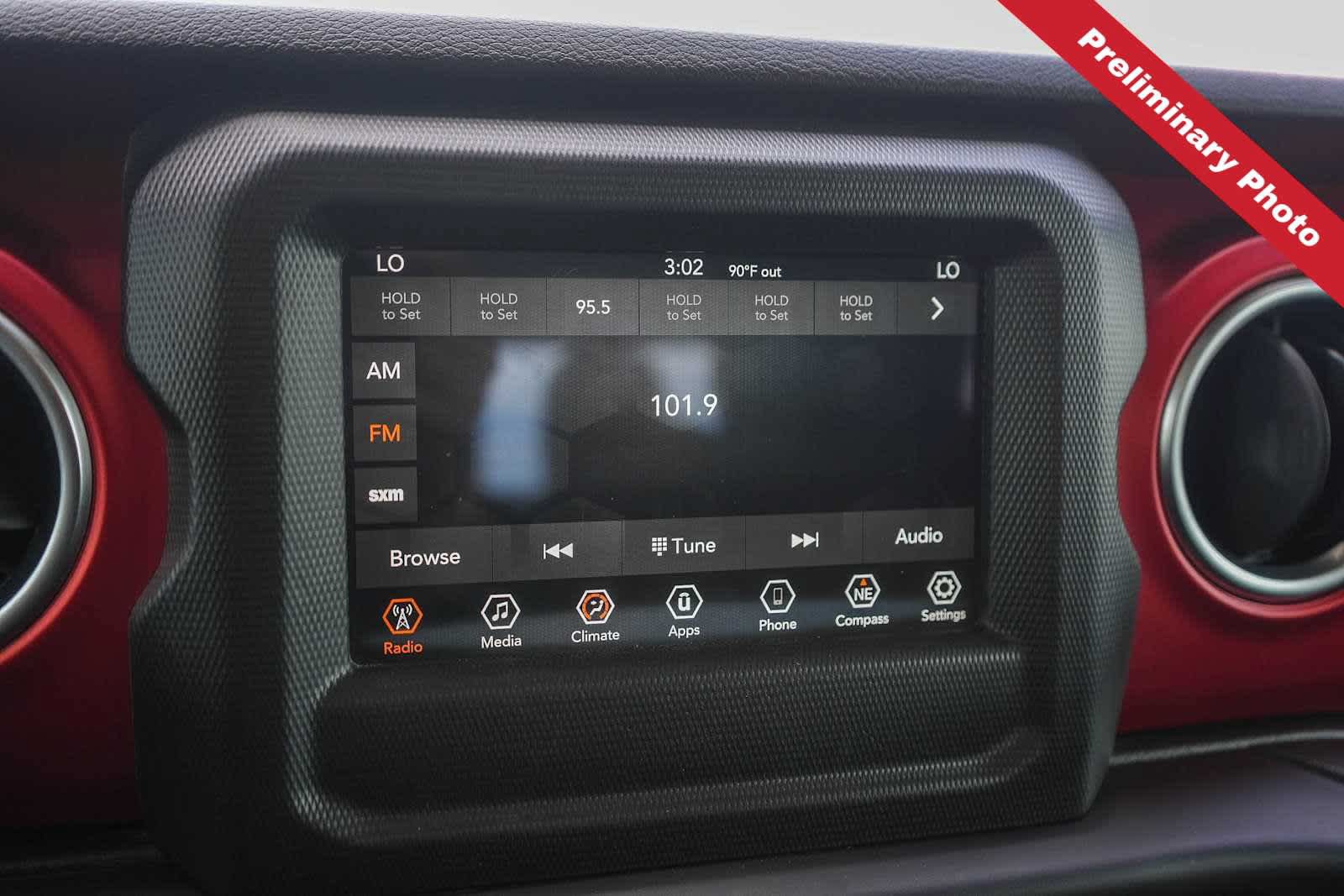 Used 2020 Jeep Gladiator Rubicon w/ Trailer Tow Package AWD/4WD image 18