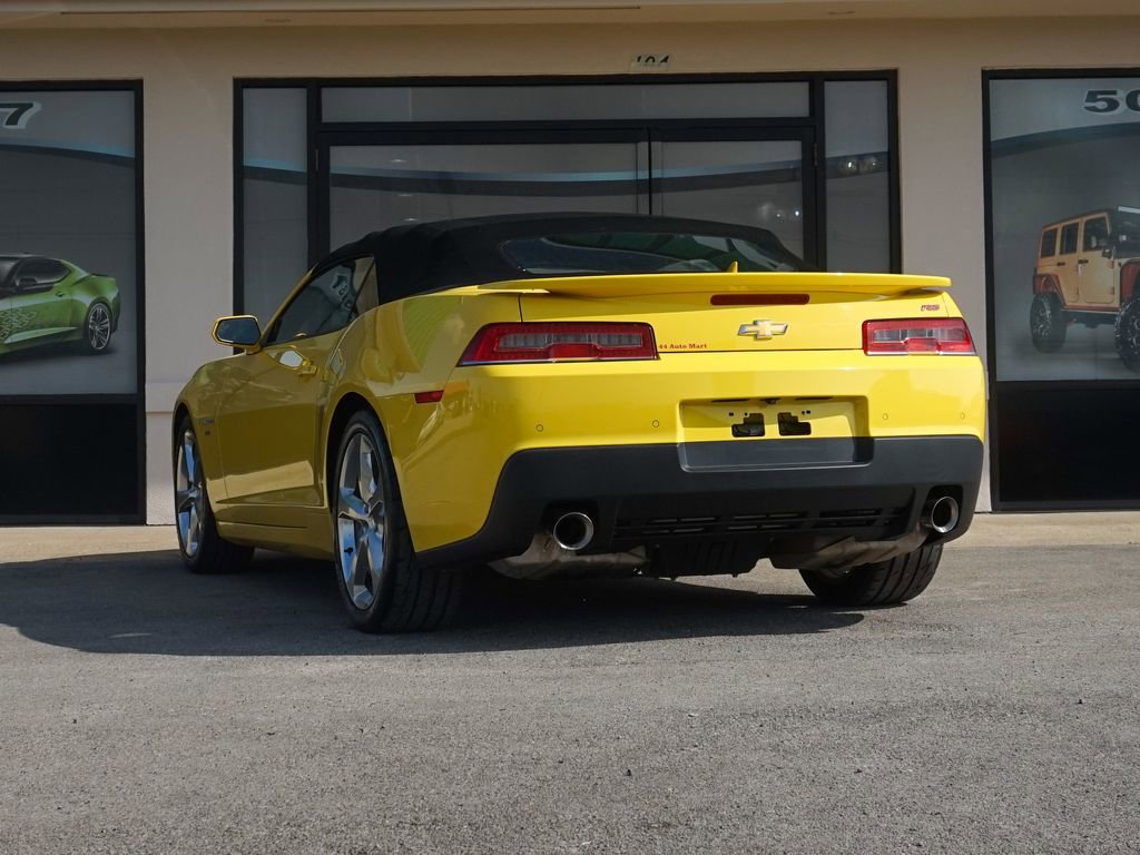 Used 2015 Chevrolet Camaro LT w/ RS Package image 4