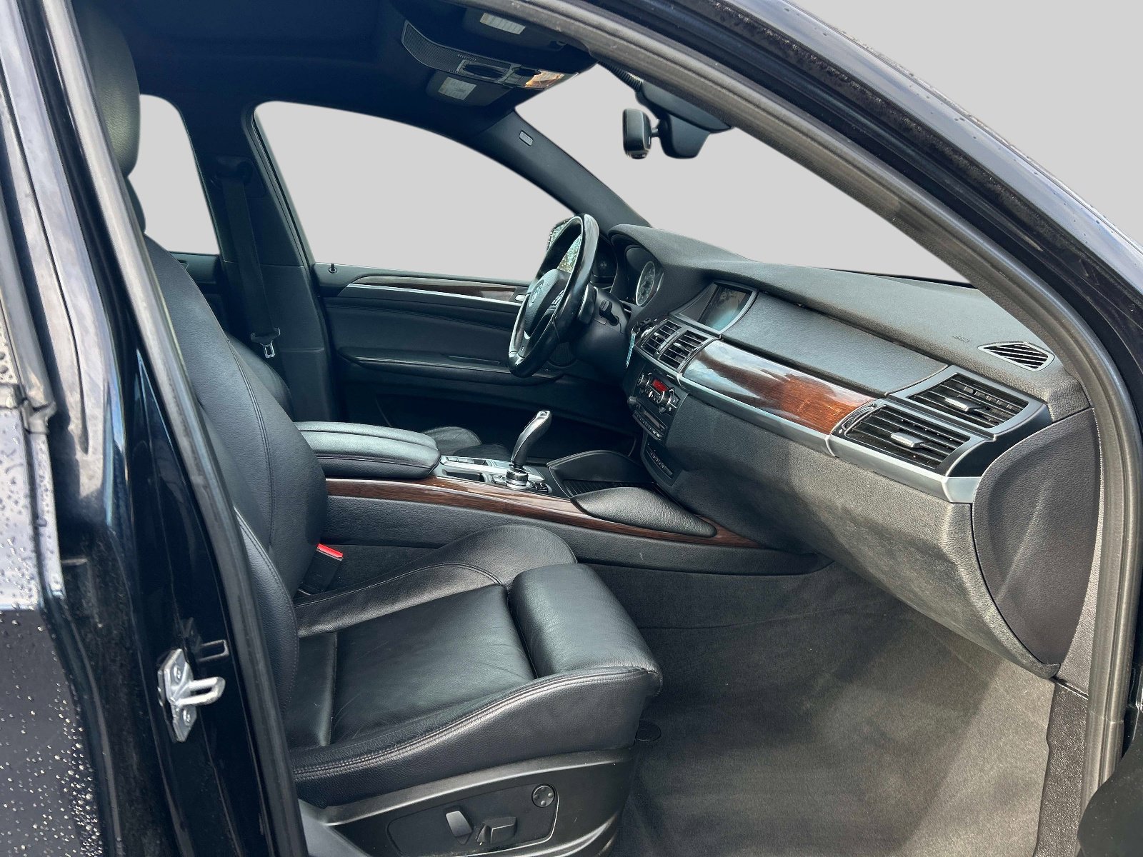 Used 2014 BMW X6 xDrive35i image 19