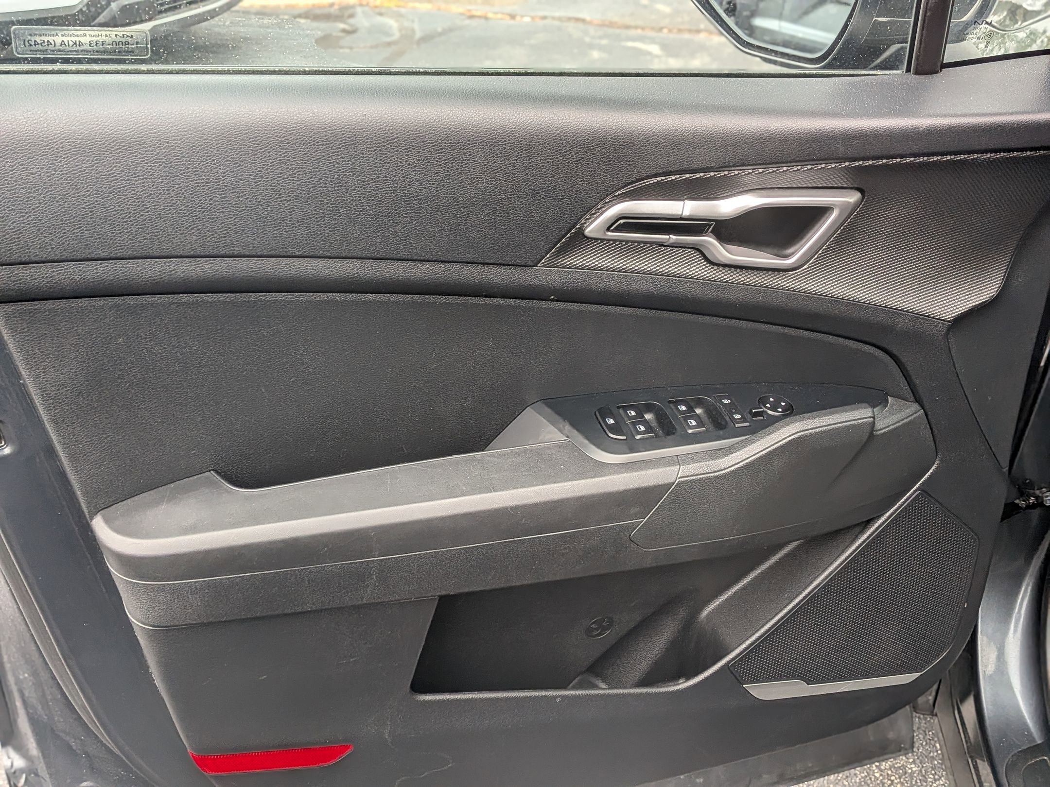 Used 2024 Kia Sportage LX FWD image 14