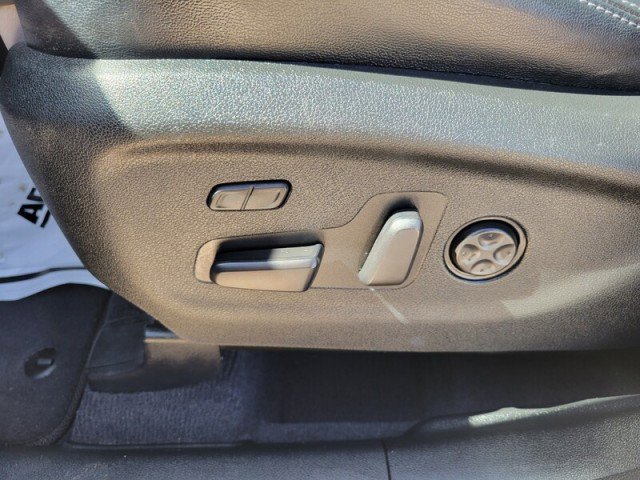 Used 2019 Kia Sorento SX image 27