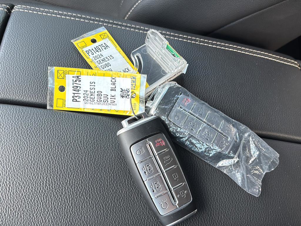 Used 2024 Genesis GV80 3.5T w/ Advanced Package image 44