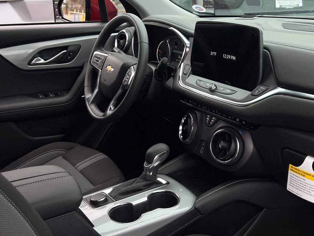 New 2025 Chevrolet Blazer LT w/ Driver Confidence Package image 9