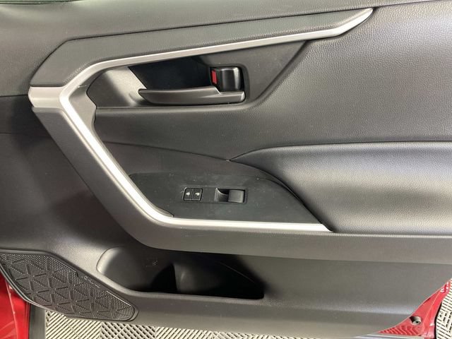 Used 2023 Toyota RAV4 LE AWD/4WD image 24