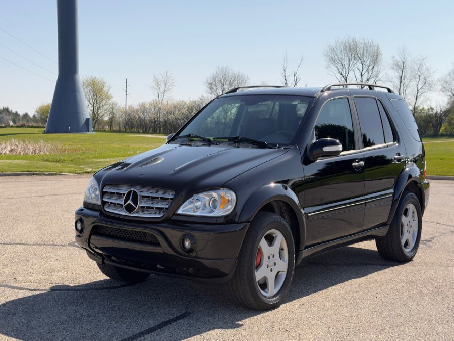 Used 2003 Mercedes-Benz ML 55 AMG 4MATIC image 2