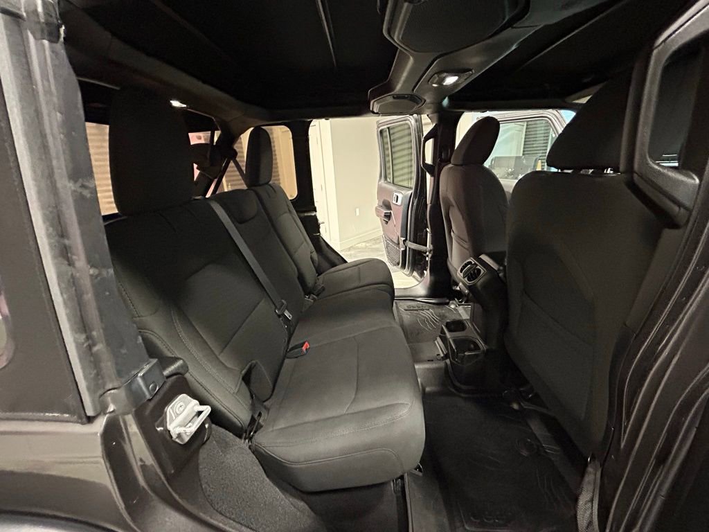 Used 2018 Jeep Wrangler Unlimited Sport S image 43