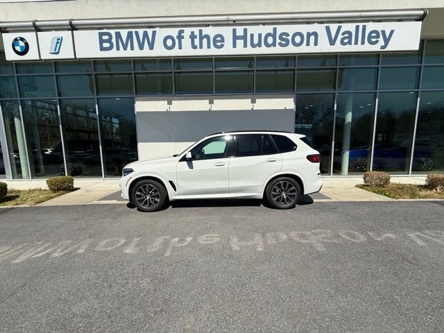 Used 2023 BMW X5 M50i w/ Climate Comfort Package image 1