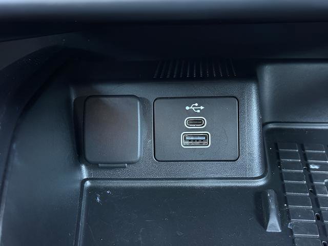 Used 2025 Ford Bronco Sport Badlands AWD/4WD image 13