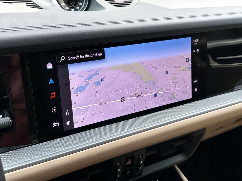 Certified 2025 Porsche Cayenne E-Hybrid AWD/4WD image 25