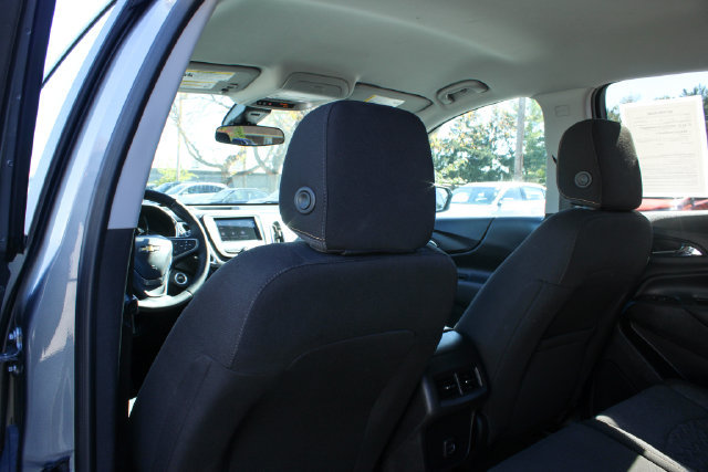 Used 2024 Chevrolet Equinox LT FWD image 31
