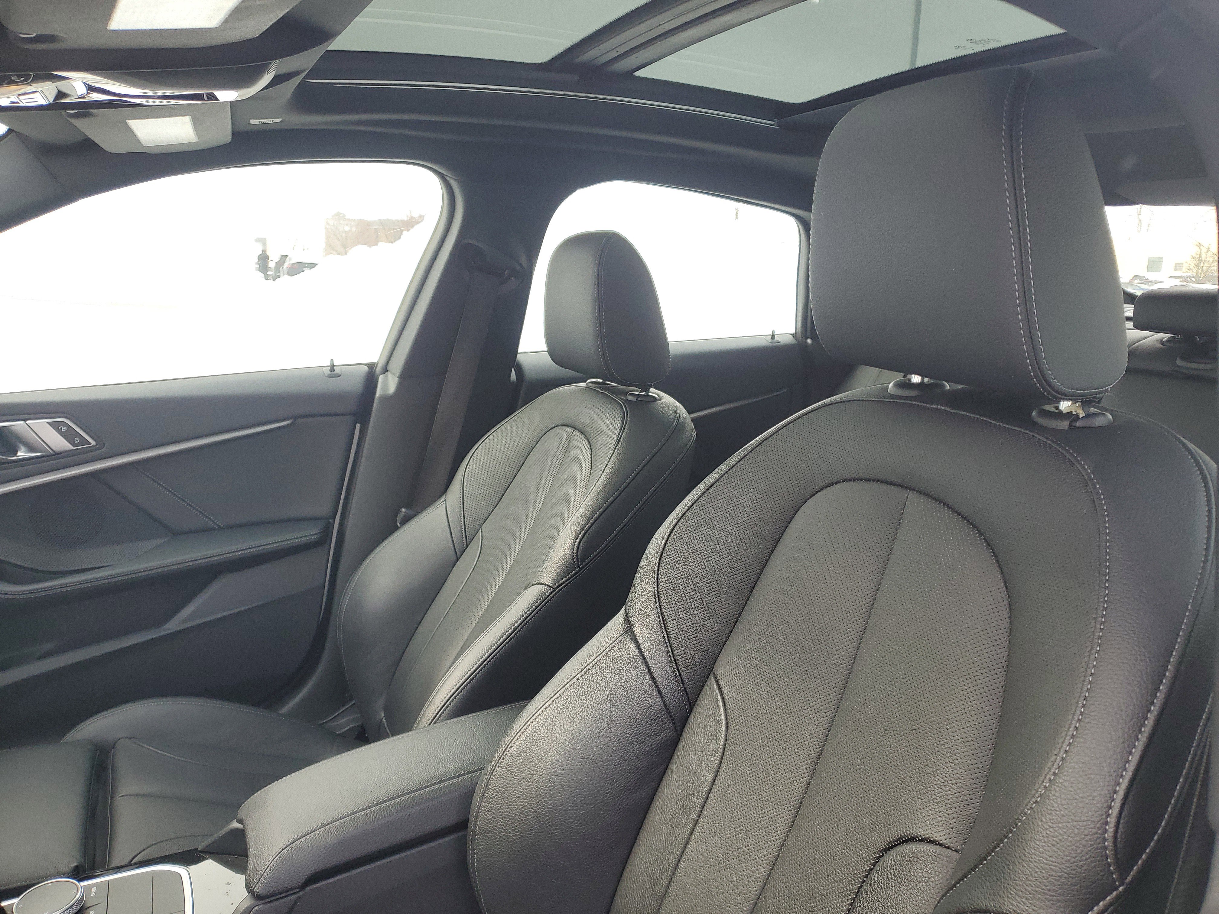 Used 2022 BMW M235i xDrive Gran Coupe image 7