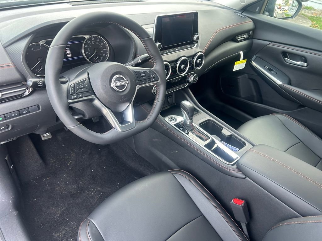 Certified 2025 Nissan Sentra SR w/ SR Premium Package image 12