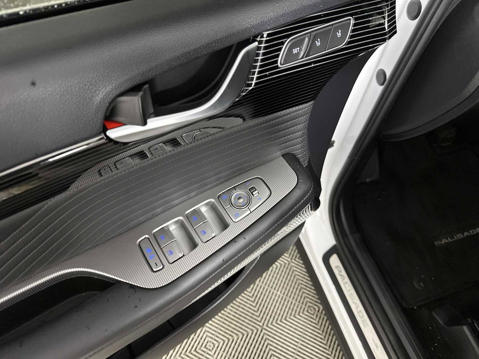 Used 2023 Hyundai Palisade Calligraphy FWD image 17