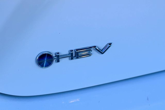 Used 2025 Toyota Camry LE image 8