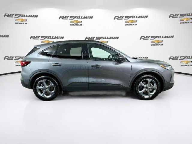Used 2025 Ford Escape ST-Line FWD image 8