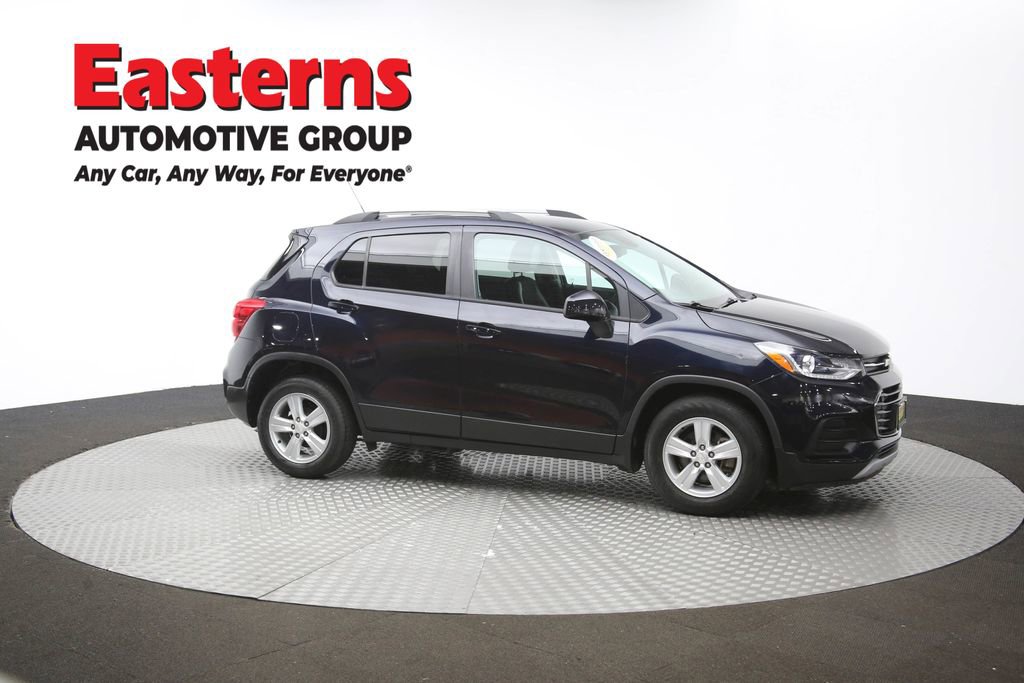 Used 2021 Chevrolet Trax LT w/ Driver Confidence Package image 45