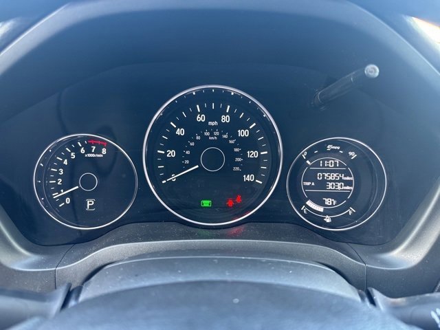 Used 2017 Honda HR-V EX image 16