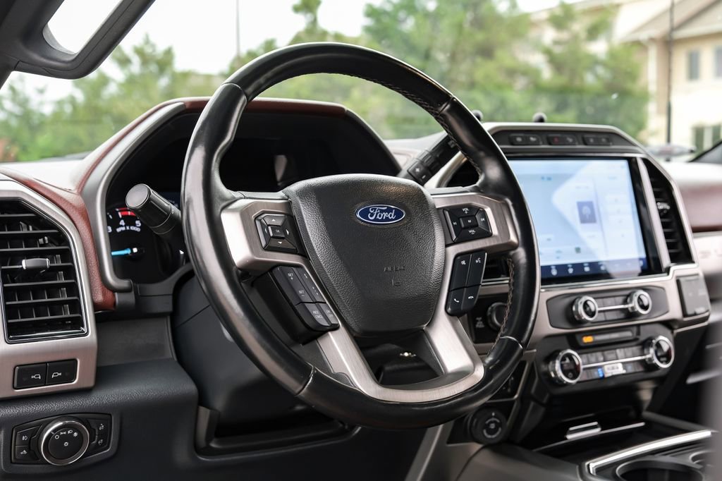 Used 2022 Ford F350 Platinum w/ FX4 Off-Road Package AWD/4WD image 14