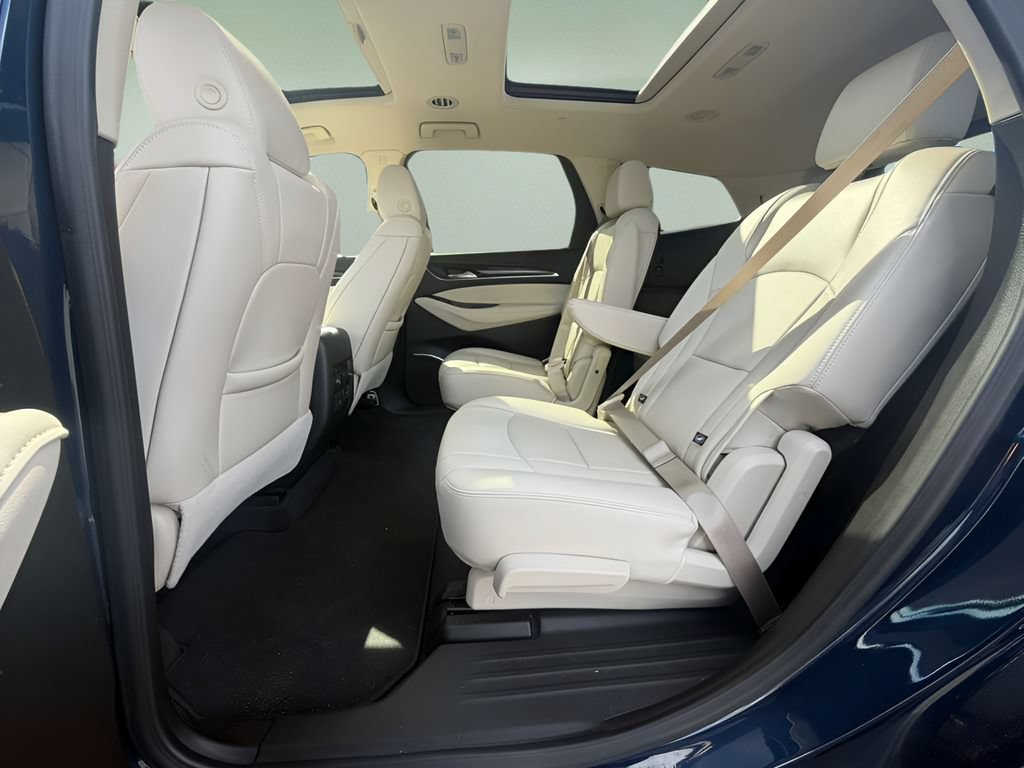 Used 2023 Buick Enclave Essence w/ Experience Buick Package AWD/4WD image 15